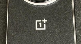 Mint
													OnePlus Open - Unlocked, Black, 512 GB, 16 GB, photo 2 of 11