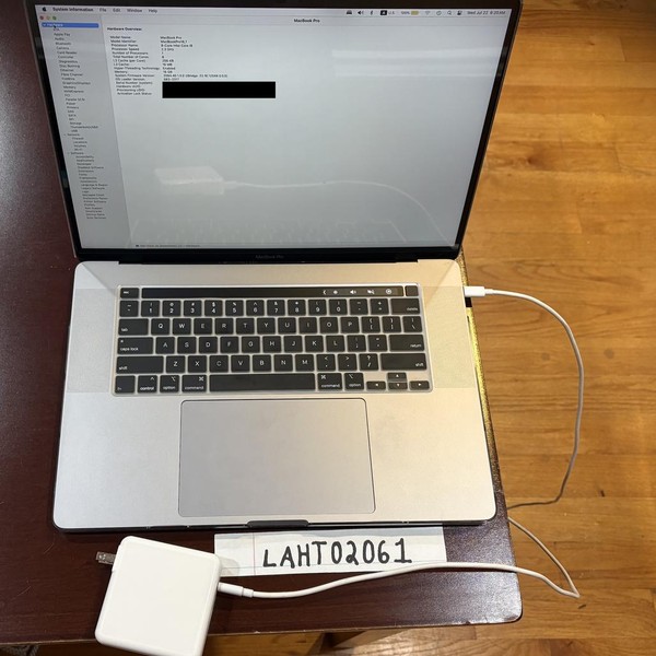 MacBook Pro 2019 - 16 inch - 1 TB, Silver, 16 GB, Intel Core i9