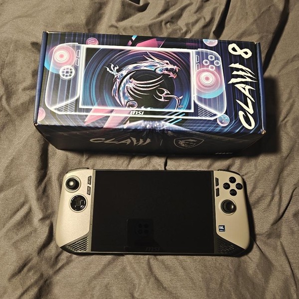 MSI Claw 8 AI Plus - 1 TB, Black, 32 GB, Intel Core Ultra 7