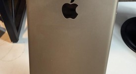 Good
													Apple iPhone 6S Plus - Unlocked, Gold, 128 GB, A1687, photo 3 of 9