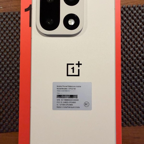 OnePlus 15 - Unlocked, 512 GB, Sand Storm, 16 GB
