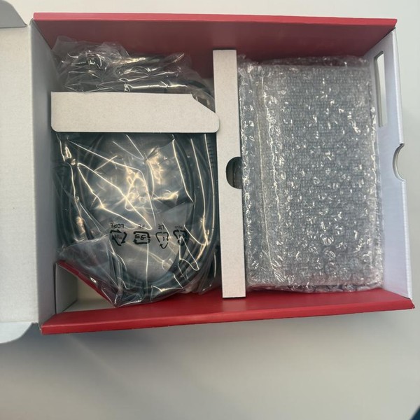 Nintendo Switch - 32 GB, Red & Blue