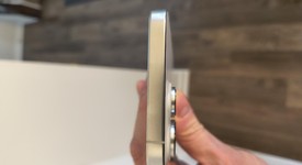 Mint
													Apple iPhone 16 Pro Max - Unlocked, White, 256 GB, A3084, photo 4 of 6