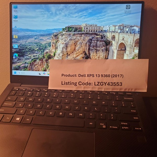 Dell XPS 13 9360 (2017) - 256 GB, 8 GB, Intel Core i5, 1080p Non-Touch