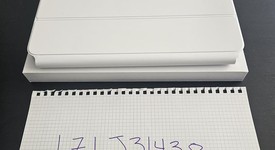 Used
													Apple Magic Keyboard Folio - White, photo 2 of 5