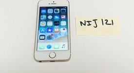 Good
													Apple iPhone SE 1st Gen 2016 - Unlocked, Gold, 64 GB, A1662, photo 2 of 5