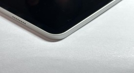 Mint
													Apple iPad Pro 11" 4th Gen 2022 - Wi-Fi, Silver, 128 GB, photo 5 of 6