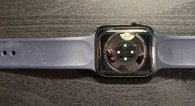 Good
													Apple Watch Series 7 45mm - Unlocked, Green, A2477 - Cellular, Aluminum, photo 4 of 5