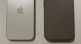 Mint
													Apple iPhone 15 Pro - Unlocked, White, 256 GB, A2848, photo 3 of 9