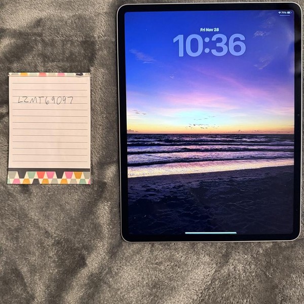 Apple iPad Air 13 inch (M2) 2024 - Wi-Fi, 128 GB, Blue, A2898