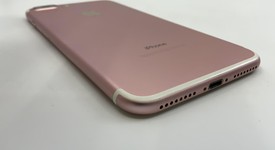 Good
													Apple iPhone 7 Plus - Unlocked, Rose Gold, 32 GB, A1784, GSM, photo 5 of 5