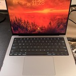 Good MacBook Pro 2021 - 14 inch - 2 TB, Gray, 32 GB, Apple M1 Pro 10-core