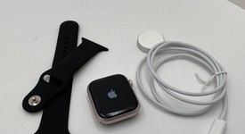 Mint
													Apple Watch Series 9 45mm - Pink, A2980 - GPS, Aluminum, photo 1 of 5