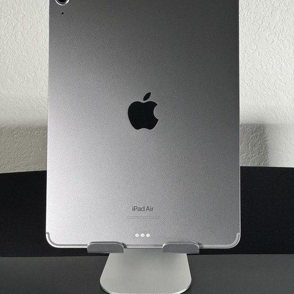 Apple iPad Air 11 inch (M2) 2024 - Unlocked, 512 GB, Gray, A2903