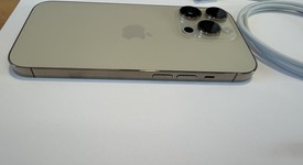 Good
													Apple iPhone 14 Pro - Unlocked, Gold, 256 GB, A2650, photo 4 of 10