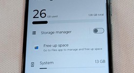 Good
													Moto G 5G (2024) - Cricket, Green, 128 GB, 4 GB, photo 3 of 4