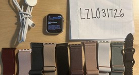 Fair
													Apple Watch Series 7 45mm - Unlocked, Silver, A2477 - Cellular, Stainless, photo 1 of 7