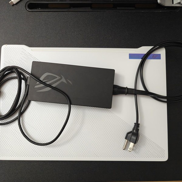 Asus ROG Zephyrus G14 (2021) GA401 - 1 TB, White, 16 GB, AMD Ryzen 9, FHD