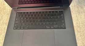 Mint
													MacBook Pro Late 2023 (M3) - 16" - Apple M3 Pro 12-core, Black, 512 GB, 36 GB, 18-core GPU, photo 2 of 5
