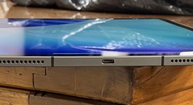 Good
													Apple iPad Pro 12.9" 5th Gen 2021 - Unlocked, Gray, 128 GB, photo 3 of 8