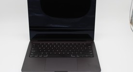 Mint
													MacBook Pro Late 2023 (M3) - 14" - Apple M3 Pro 11-core, Black, 512 GB, 18 GB, 14-core GPU, photo 4 of 16