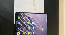 Mint
													Honor Magic V3 - Unlocked Non-US, Black, 512 GB, 12 GB, photo 4 of 9