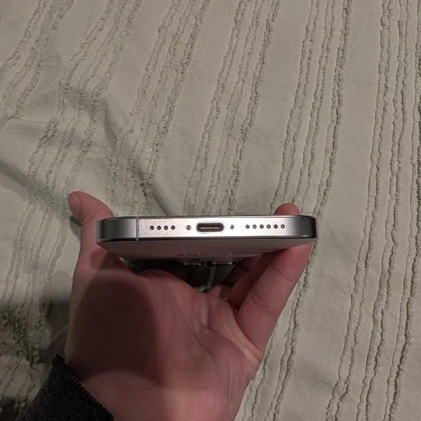 Apple iPhone 16 Pro Max - Unlocked, 256 GB, White, A3084