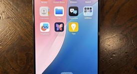 Mint
													Apple iPhone 15 Pro - Unlocked, White, 256 GB, A2848, photo 3 of 6