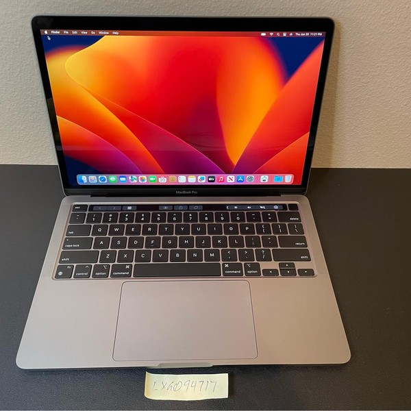 MacBook Pro 2020 - 13 inch - 256 GB, Gray, 16 GB, Apple M1