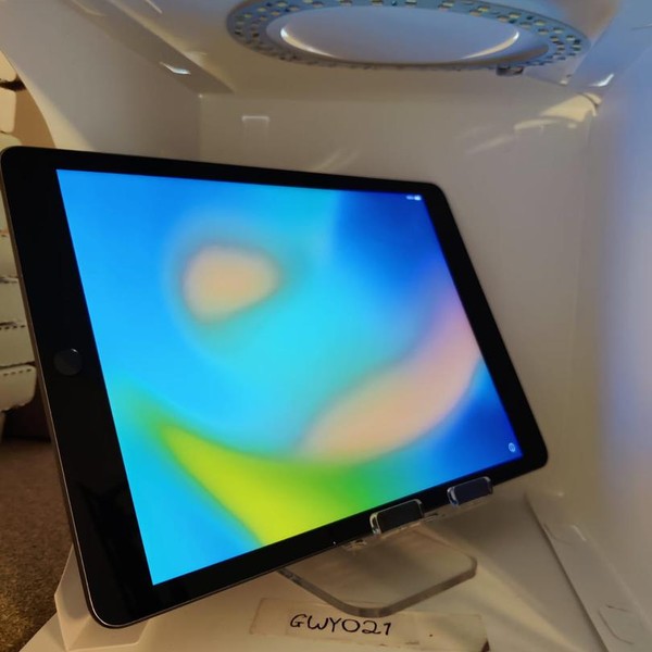 Apple iPad 7th Gen - Wi-Fi, 32 GB, Gray, A2197