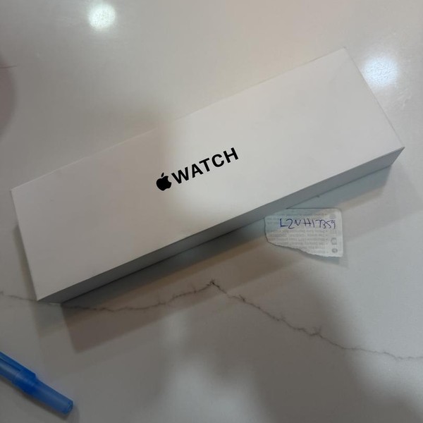 Apple Watch SE 3rd Gen 44mm - Starlight, A3325 - GPS