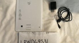 Good
													Samsung Galaxy Tab S2 9.7 - Verizon, White, 32 GB, SM-T818V, photo 3 of 7