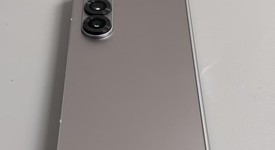 Good
													Samsung Galaxy Z Fold6 - Unlocked Non-US, Silver, 256 GB, 12 GB, SM-F956B, photo 4 of 7