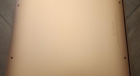 Good
													MacBook Air 2019 - 13" - I5, Gold, 128 GB, 8 GB, photo 6 of 6