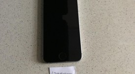 Good
													Apple iPhone SE 1st Gen 2016 - TracFone, Grey, 32 GB, A1662, photo 1 of 5