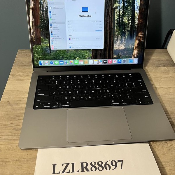 MacBook Pro 2023 - 14 inch - 512 GB, Gray, 32 GB, Apple M2 Pro 10-core