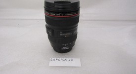 Good
													Canon EF 24-105mm f/4 L IS USM, photo 1 of 9