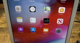Good
													Apple iPad Air - Wi-Fi, Silver, 16 GB, photo 1 of 6