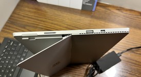 Good
													Microsoft Surface Pro 4 - 12.3 Inch - Wi-Fi, Silver, 512 GB, 16 GB, photo 3 of 6