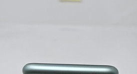 Fair
													Apple iPhone 11 - Unlocked, Green, 64 GB, A2111, photo 4 of 8