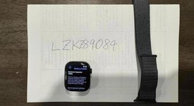 Fair
													Apple Watch Series 10 42mm - Unlocked, Black, A3001 - Cellular, Aluminum, photo 2 of 8