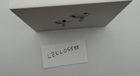 New
													Apple AirPods Pro 3, photo 4 of 4