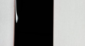 Mint
													Samsung Galaxy S10e - Unlocked, Pink, 128 GB, 6 GB, SM-G970U1, photo 3 of 3