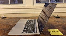 Good
													MacBook Air 2020 - 13" - Apple M1, Silver, 256 GB, 16 GB, photo 2 of 8