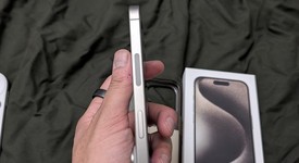 Mint
													Apple iPhone 15 Pro - Unlocked, Natural, 256 GB, A2848, photo 4 of 7