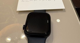 Good
													Apple Watch Series 8 45mm - Unlocked, Midnight, A2774 - Cellular, Aluminum, photo 3 of 11