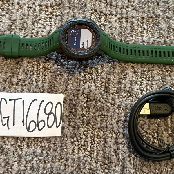 Garmin Instinct 2 - Black, Solar, Standard
