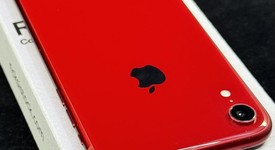 Good
													Apple iPhone Xr - Unlocked, Red, 64 GB, A1984, photo 4 of 6