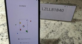 Mint
													Google Pixel 2 XL - Verizon, Black, 128 GB, Verizon Edition, photo 5 of 5