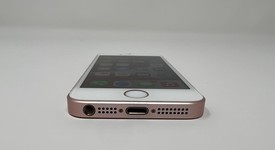 Mint
													Apple iPhone SE 1st Gen 2016 - Unlocked, Rose Gold, 32 GB, A1662, photo 3 of 6